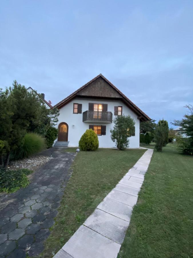 Landhaus In Pfoerring Pforring Exterior photo